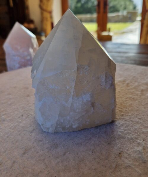 Large Clear Quartz White Crystal 36 Quartz Tower Points Polished Tip Gemstones Natural 1.078g H10xW8xD8cm - Image 3