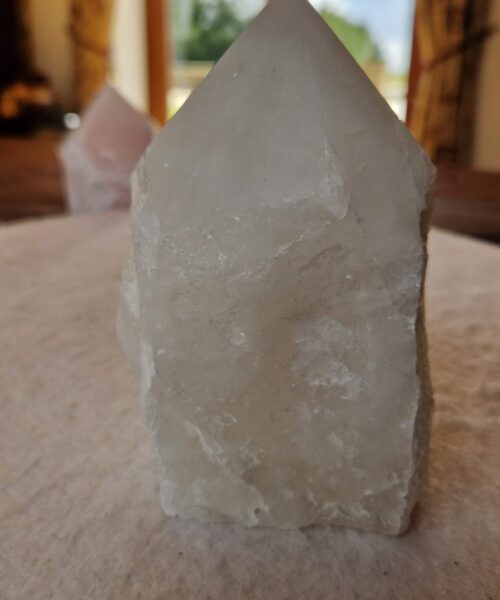 Large Clear Quartz White Crystal 38 Quartz Tower Points Polished Tip Gemstones Natural 1.098g H13xW8xD7cm - Image 4
