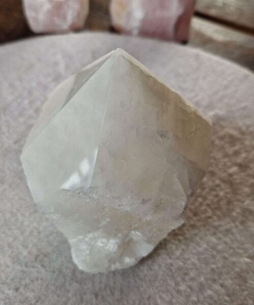 Large Clear Quartz White Crystal 39 Quartz Tower Points Polished Tip Gemstones Natural 974g H11.5xW8.5xD7.5cm - Image 6