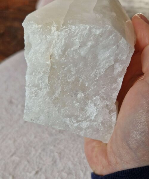Large Clear Quartz White Crystal 39 Quartz Tower Points Polished Tip Gemstones Natural 974g H11.5xW8.5xD7.5cm - Image 9