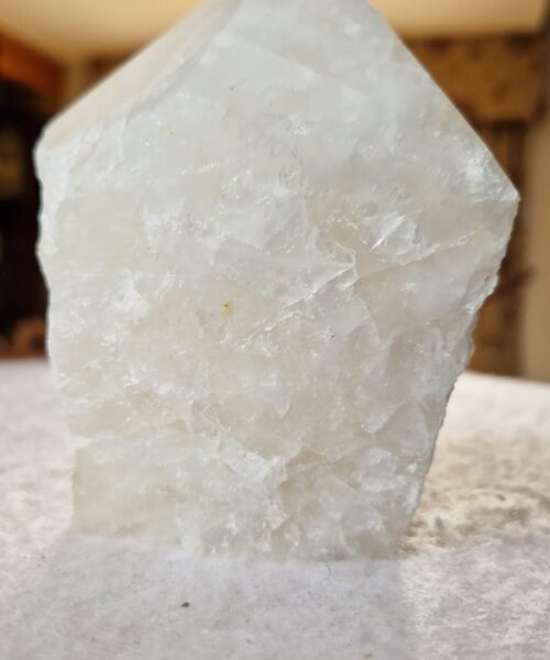Large Clear Quartz White Crystal 39 Quartz Tower Points Polished Tip Gemstones Natural 974g H11.5xW8.5xD7.5cm
