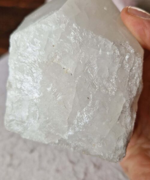 Large Clear Quartz White Crystal 41 Quartz Tower Points Polished Tip Gemstones Natural 1.077g H11xW8xD8cm - Image 9