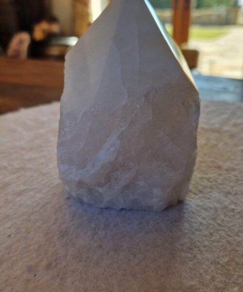 Large Clear Quartz White Crystal 42 Quartz Tower Points Polished Tip Gemstones Natural 1.013g H11.5xW8xD6.5cm - Image 3