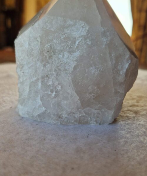 Large Clear Quartz White Crystal 45 Quartz Tower Points Polished Tip Gemstones Natural 1.054g H10xW8.5xD8cm - Image 5