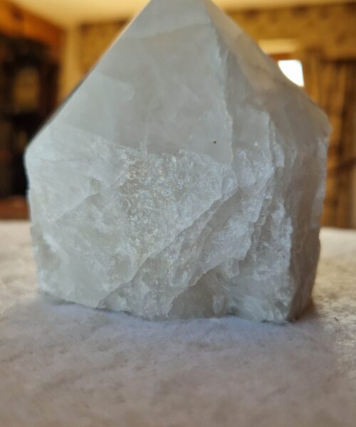 Large Clear Quartz White Crystal 45 Quartz Tower Points Polished Tip Gemstones Natural 1.054g H10xW8.5xD8cm - Image 9