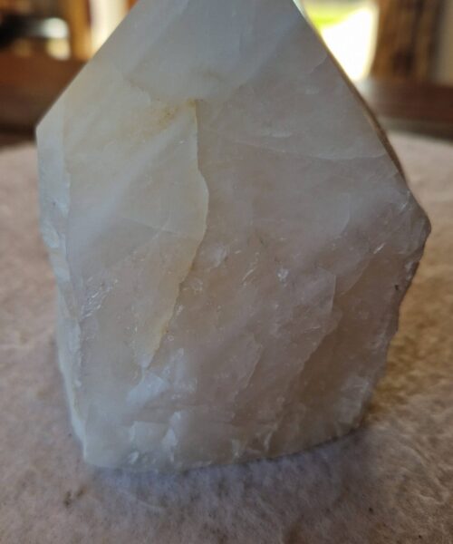 Large Clear Quartz White Crystal 47 Quartz Tower Points Polished Tip Gemstones Natural 1.143g H11xW8.5xD7.5cm - Image 9