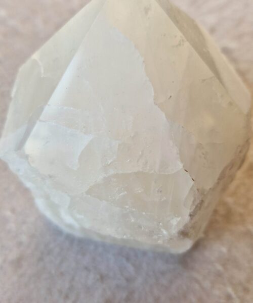 Large Clear Quartz White Crystal 49 Quartz Tower Points Polished Tip Gemstones Natural 1.175g H12xW8.5xD8cm - Image 10