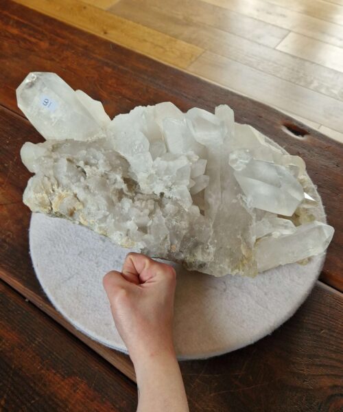 HUGE Premium Rare Clear White Rock Crystal Cluster 31 - 10.832g H18xW26xD27.5cm - Image 8