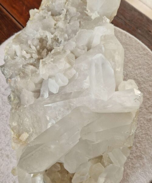HUGE Premium Rare Clear White Rock Crystal Cluster 31 - 10.832g H18xW26xD27.5cm - Image 9