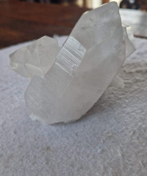 Large Premium Rare Clear White Rock Crystal Cluster 35 - 962g H8.5xW13xD10cm - Image 5