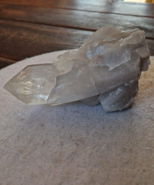 Large Premium Rare Clear White Rock Crystal Cluster 37 - 1.541g H9xW19xD9cm - Image 8
