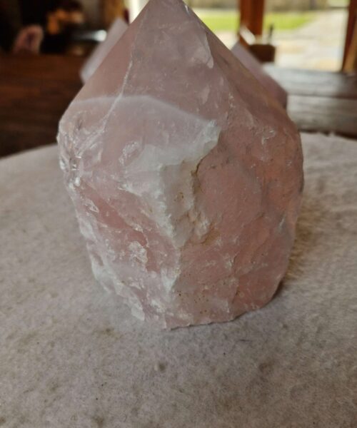 Alternative view of Large Rose Quartz Pink Crystal 31 Quartz Tower Points Polished Tip Gemstones Natural 1.099g H11.5xW8xD7cm