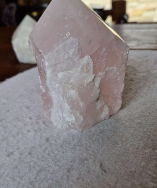 Large Rose Quartz Pink Crystal 10 Quartz Tower Points Polished Tip Gemstones Natural 1.062g H12xW8xD8cm - Image 8