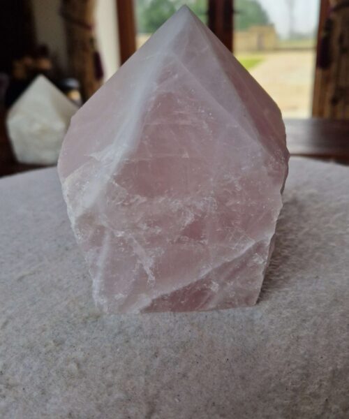 Large Rose Quartz Pink Crystal 13 Quartz Tower Points Polished Tip Gemstones Natural 1.096g H11xW8xD8cm