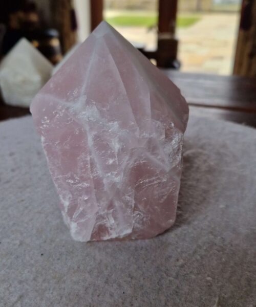 Large Rose Quartz Pink Crystal 13 Quartz Tower Points Polished Tip Gemstones Natural 1.096g H11xW8xD8cm - Image 6