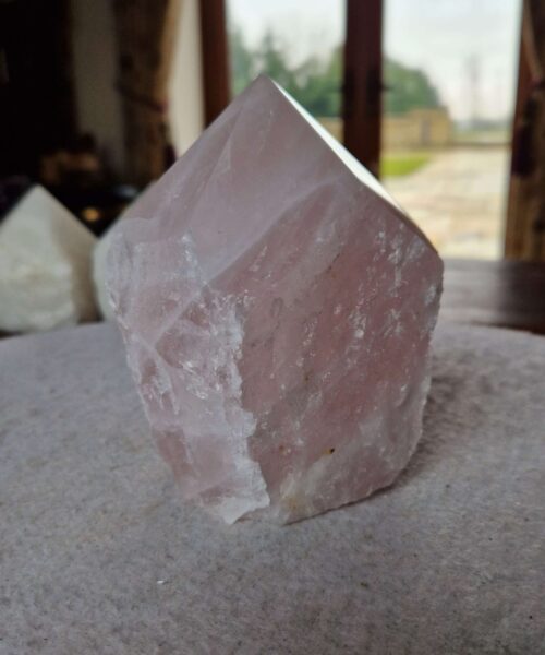 Large Rose Quartz Pink Crystal 15 Quartz Tower Points Polished Tip Gemstones Natural 1.106g H11xW8xD7.5cm - Image 5