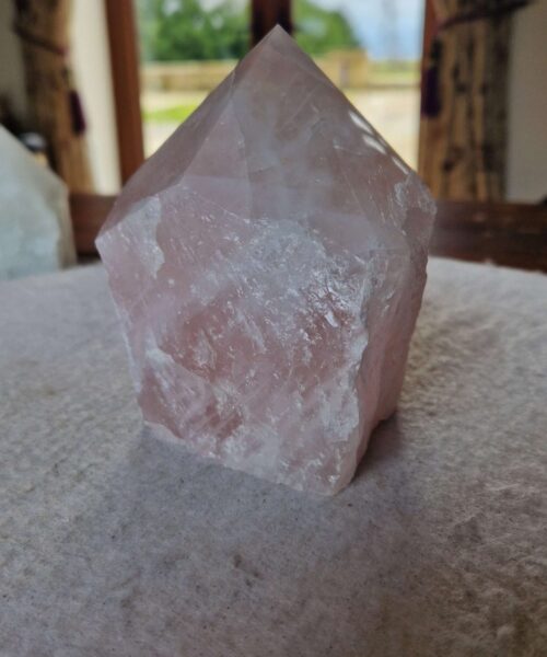 Large Rose Quartz Pink Crystal 17 Quartz Tower Points Polished Tip Gemstones Natural 1.202g H11xW9xD9cm - Image 3