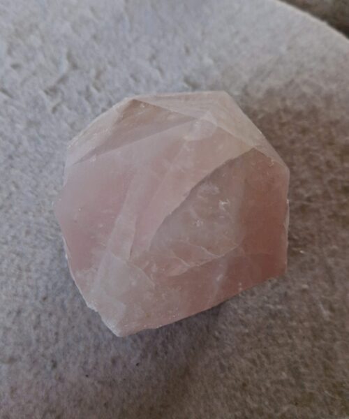 Large Rose Quartz Pink Crystal 17 Quartz Tower Points Polished Tip Gemstones Natural 1.202g H11xW9xD9cm - Image 7