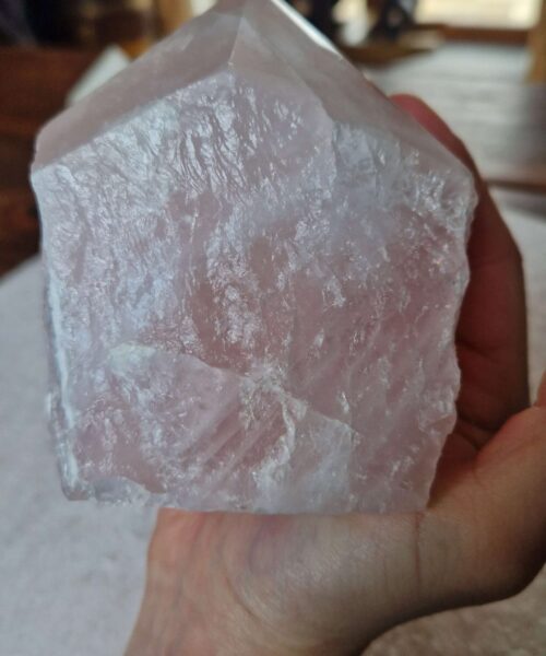 Large Rose Quartz Pink Crystal 17 Quartz Tower Points Polished Tip Gemstones Natural 1.202g H11xW9xD9cm - Image 9