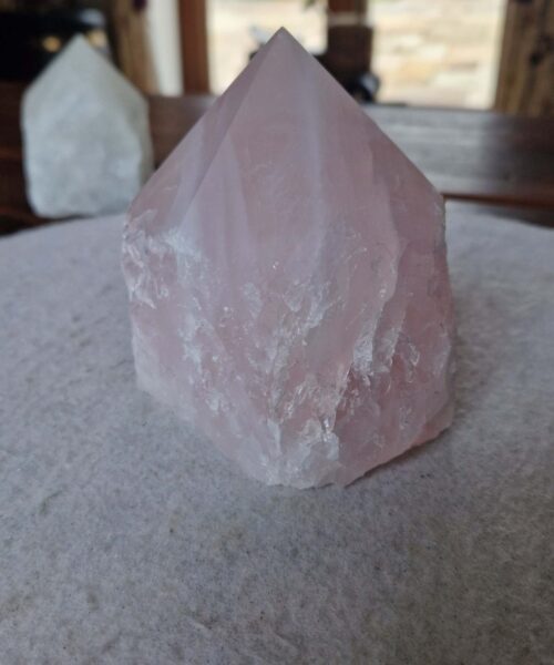 Large Rose Quartz Pink Crystal 18 Quartz Tower Points Polished Tip Gemstones Natural 1.079g H10xW8.5xD8cm - Image 4