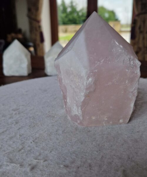 Alternative view of Large Rose Quartz Pink Crystal 20 Quartz Tower Points Polished Tip Gemstones Natural 1.072g H12xW8xD7cm