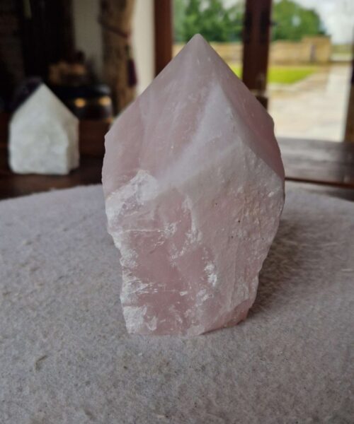 Large Rose Quartz Pink Crystal 20 Quartz Tower Points Polished Tip Gemstones Natural 1.072g H12xW8xD7cm - Image 6