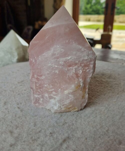 Large Rose Quartz Pink Crystal 21 Quartz Tower Points Polished Tip Gemstones Natural 1.083g H12xW7.5xD7.5cm - Image 3