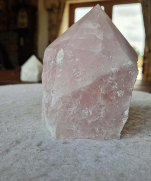 Large Rose Quartz Pink Crystal 22 Quartz Tower Points Polished Tip Gemstones Natural 1.118g H12xW8xD7.5cm - Image 9