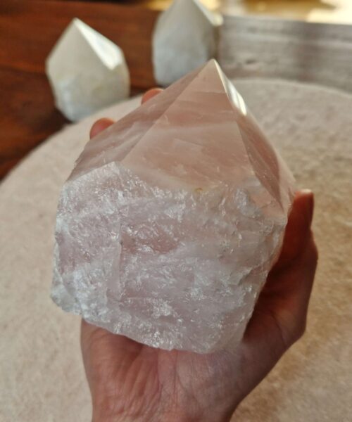 Large Rose Quartz Pink Crystal 23 Quartz Tower Points Polished Tip Gemstones Natural 1.058g H11xW8xD7.5cm - Image 8
