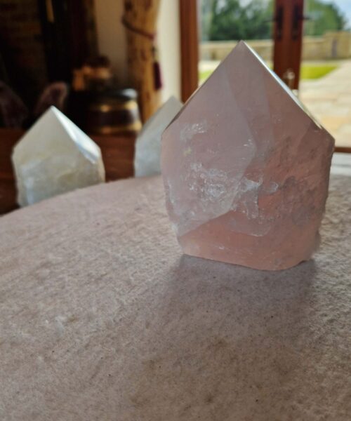 Alternative view of Large Rose Quartz Pink Crystal 24 Quartz Tower Points Polished Tip Gemstones Natural 951g H11.5xW8xD7cm