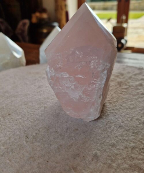 Large Rose Quartz Pink Crystal 24 Quartz Tower Points Polished Tip Gemstones Natural 951g H11.5xW8xD7cm - Image 3