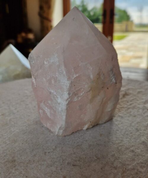 Large Rose Quartz Pink Crystal 26 Quartz Tower Points Polished Tip Gemstones Natural 1.205g H12xW8.5xD8cm