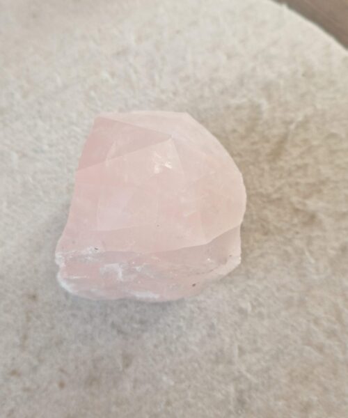 Large Rose Quartz Pink Crystal 36 Quartz Tower Points Polished Tip Gemstones Natural 1.081g H11.5xW8xD8cm - Image 8