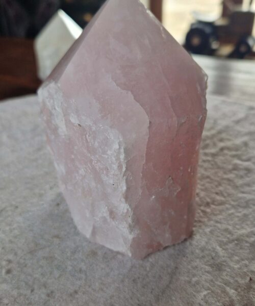 Large Rose Quartz Pink Crystal 39 Quartz Tower Points Polished Tip Gemstones Natural 1.145g H11xW9xD8.5cm