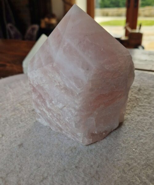 Large Rose Quartz Pink Crystal 44 Quartz Tower Points Polished Tip Gemstones Natural 1.216g H11.5xW8xD8cm - Image 4