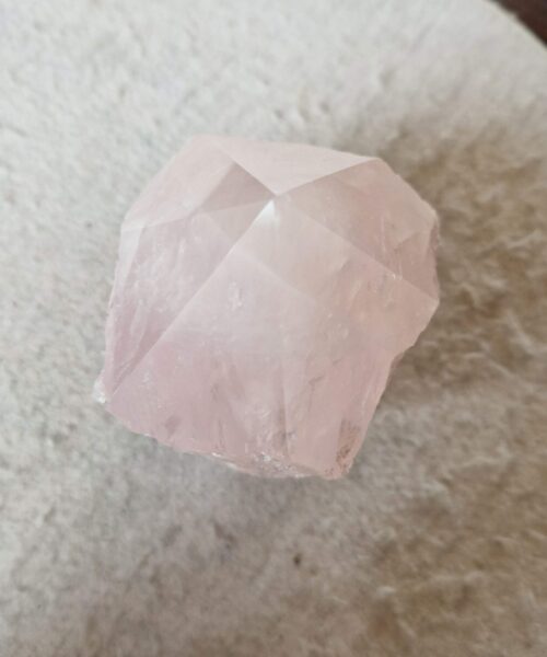 Large Rose Quartz Pink Crystal 8 Quartz Tower Points Polished Tip Gemstones Natural 1.101g H13xW7.5xD7cm - Image 6