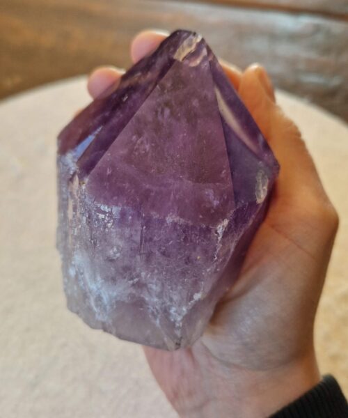 Large Premium Amethyst Quartz Purple 33 Crystal Quartz Point Tower 661g H9xW8.5xD6.5cm - Image 8