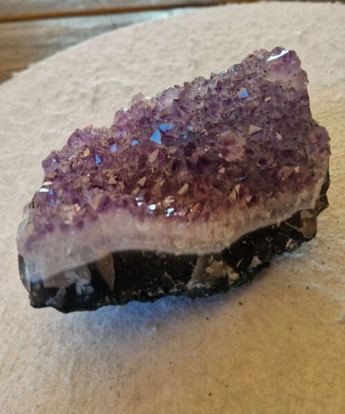 Large Premium High Grade Amethyst Raw Druzy Cluster Piece 110 - 782g H7xW9.5xD13cm - Image 5