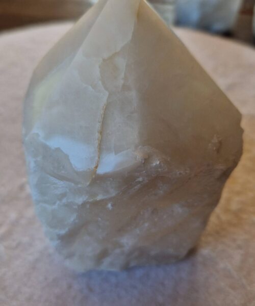 Large Clear Quartz White Crystal 62 Quartz Tower Points Polished Tip Gemstones Natural 1.165g H11.5xW8xD8cm - Image 6