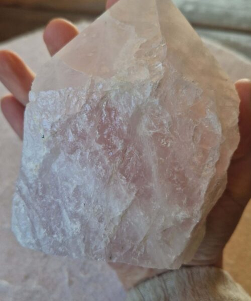 Large Rose Quartz Pink Crystal 52 Quartz Tower Points Polished Tip Gemstones Natural 1.169g H11.5xW8xD8cm - Image 9