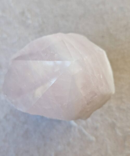 Large Rose Quartz Pink Crystal 54 Quartz Tower Points Polished Tip Gemstones Natural 947g H12xW9xD6cm - Image 6
