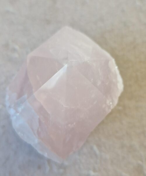 Large Rose Quartz Pink Crystal 56 Quartz Tower Points Polished Tip Gemstones Natural 984g H11xW8xD6cm - Image 7