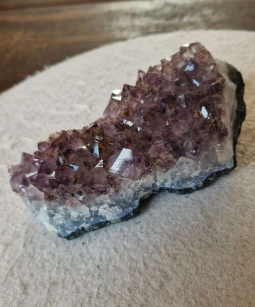 Large Premium High Grade Amethyst Raw Druzy Cluster Piece 113 - 697g H5.5xW15.5xD8cm - Image 7
