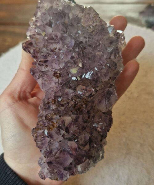 Large Premium High Grade Amethyst Raw Druzy Cluster Piece 113 - 697g H5.5xW15.5xD8cm - Image 5