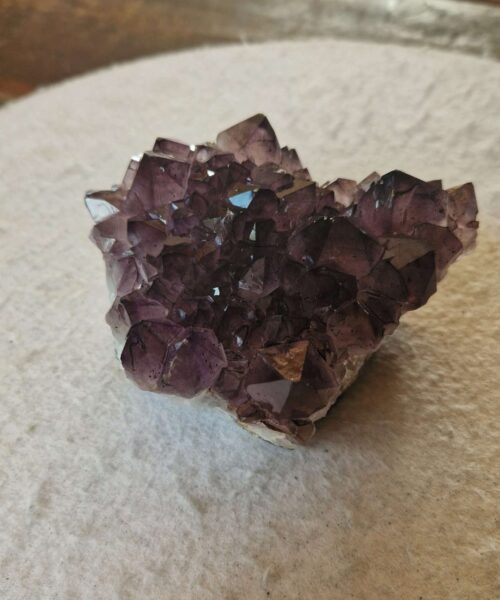 Premium High Grade Amethyst Druzy Cluster Piece 118 - 586g H6xW12xD9cm - Image 10