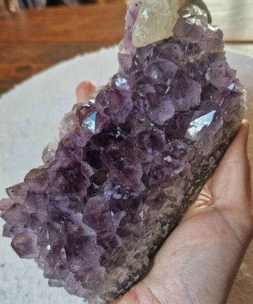 Alternative view of Large Premium High Grade Amethyst Raw Druzy Cluster Piece 124 - 982g H7xW16.5xD7cm