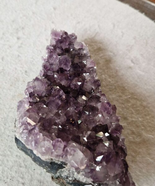 Large Premium High Grade Amethyst Raw Druzy Cluster Piece 130 - 898g H7.5xW17xD9cm - Image 6