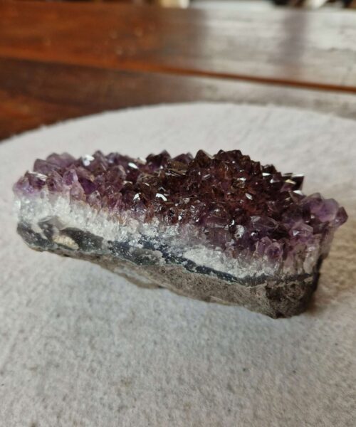 Large Premium High Grade Amethyst Raw Druzy Cluster Piece 133 - 868g H5.5xW12xD10cm - Image 8