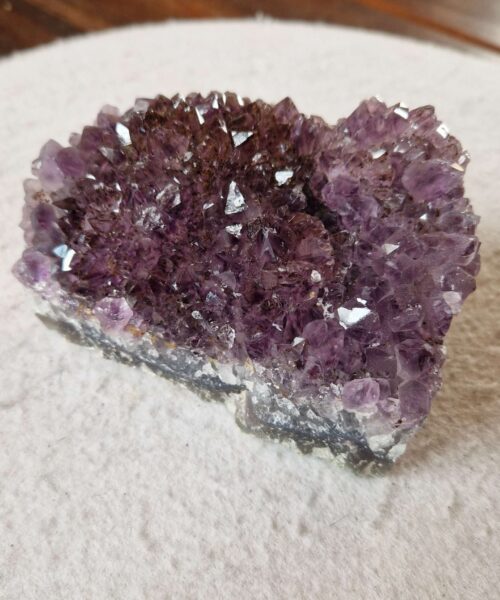 Large Premium High Grade Amethyst Raw Druzy Cluster Piece 133 - 868g H5.5xW12xD10cm - Image 4