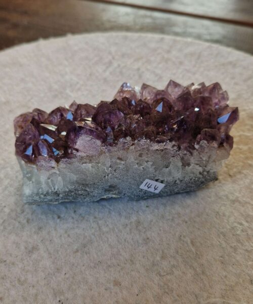 Premium High Grade Amethyst Druzy Cluster Piece 144 - 574g H5xW13xD6cm - Image 7